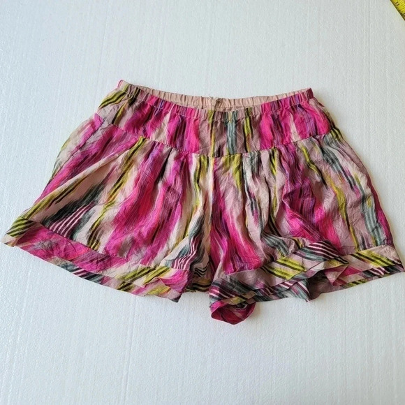 Pink Green Striped Shorts 100% Silk Size M High Rise Lightweight Zip Back - Picture 1 of 9